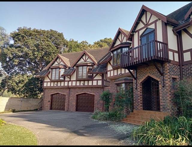 4 BEDROOM HOUSE FOR SALE IN PADFIELD PARK